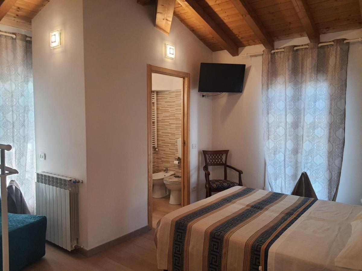 Parma House Bed & Breakfast ภายนอก รูปภาพ